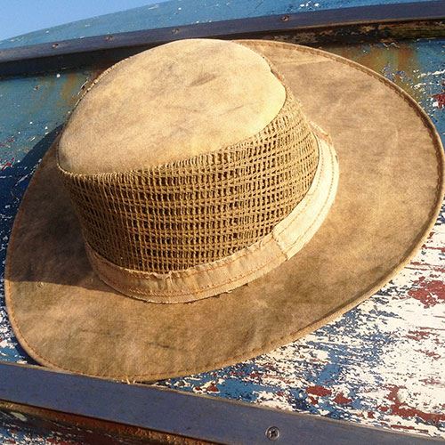 Click to order a Luftige Tarp Hüte mit breiter Krempe